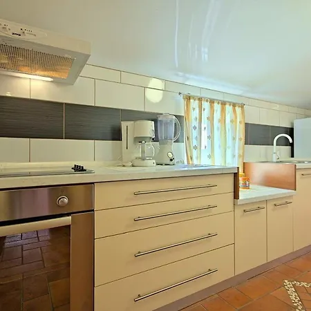 Apartamento Viki, Sani, Evan, Teo, Goran *